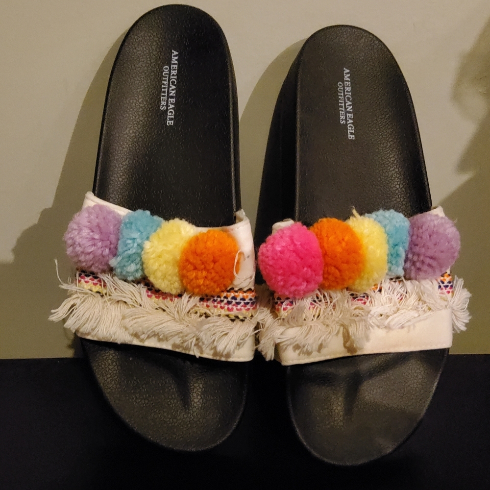 American Eagle Boho Slides Size 8
